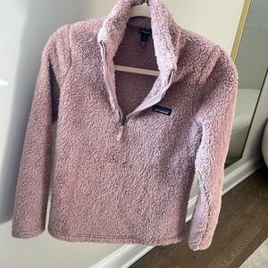 light pink Patagonia fluffy zip up size xs